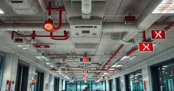 Guia Completo: Sistemas de Proteção Contra Incêndio e Pânico