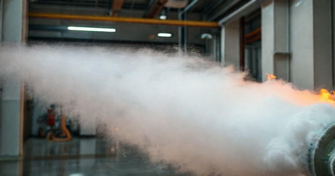 Sistema de Combate a Incêndio por Espuma: Segurança Empresarial Essencial